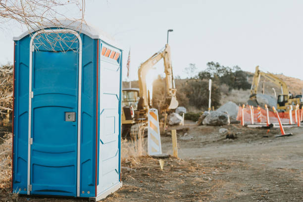 Best Portable restroom trailer rental  in Tiffin, OH