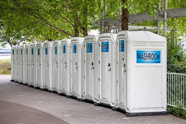 Best Porta potty delivery and setup  in Tiffin, OH